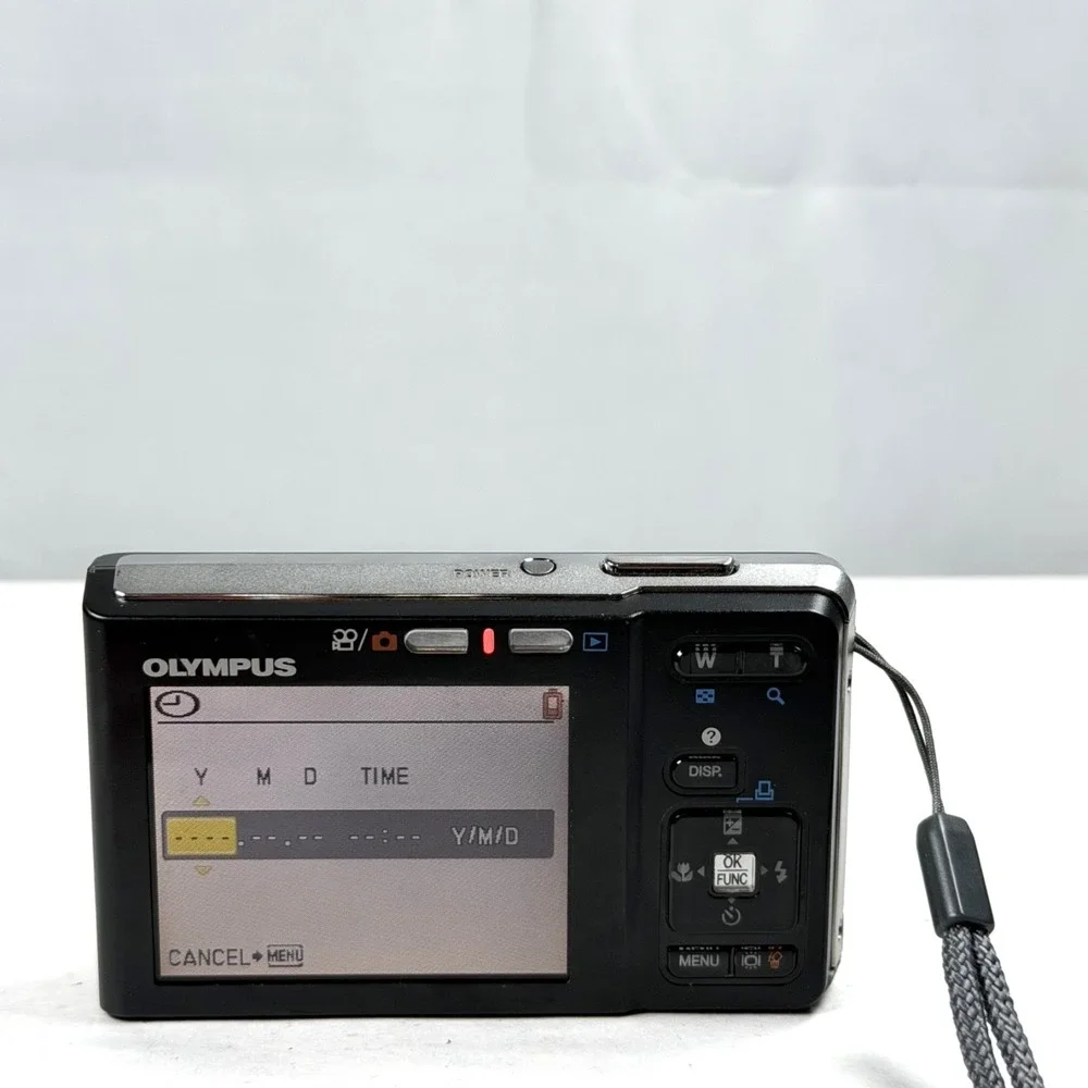 Olympus camera black